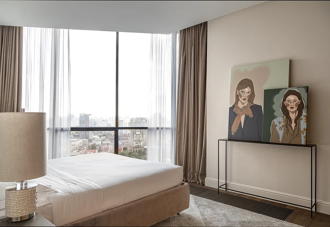 THREE BEDROOM APARTMENT